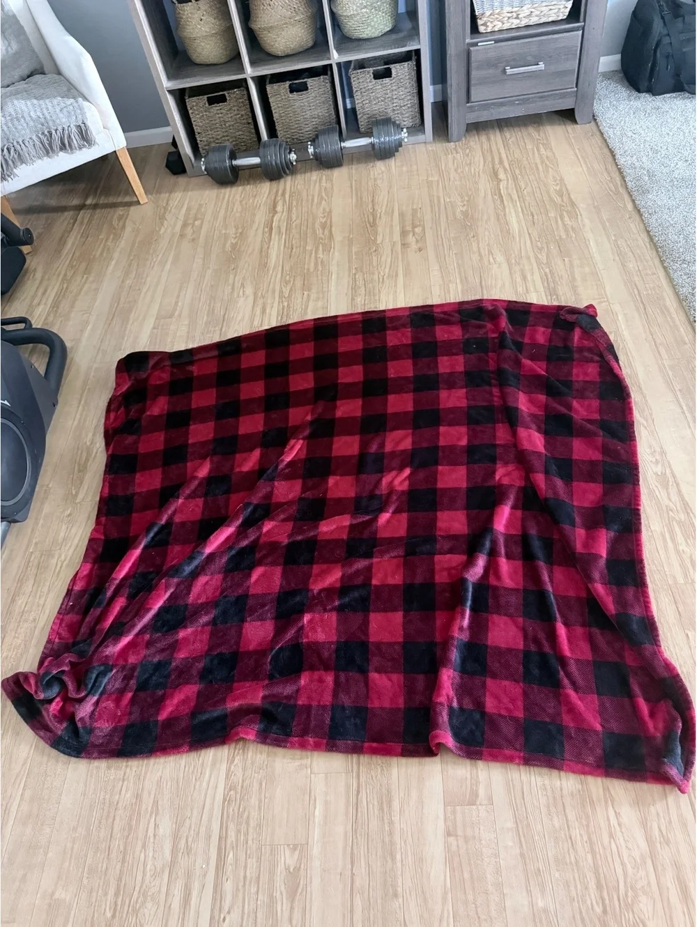 Red and Black Buffalo Plaid Plush Throw Blanket
